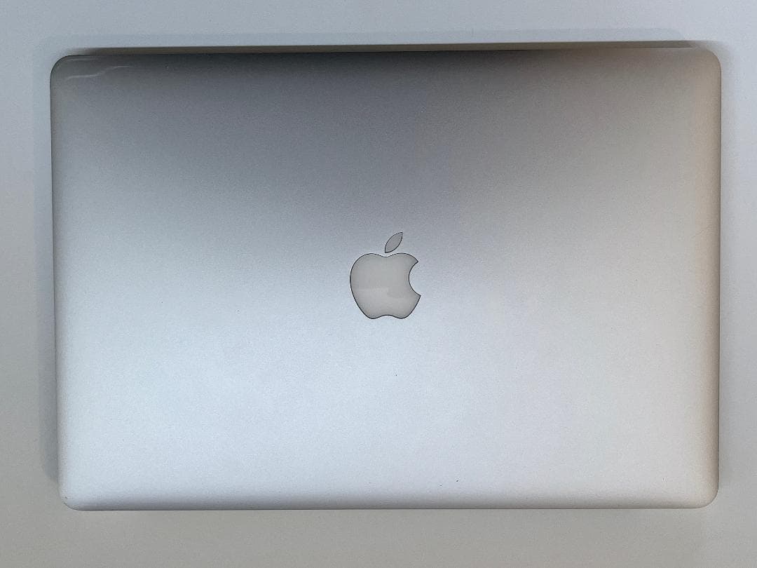 MacBook Pro 2013 15インチ 充放電回数 6回
