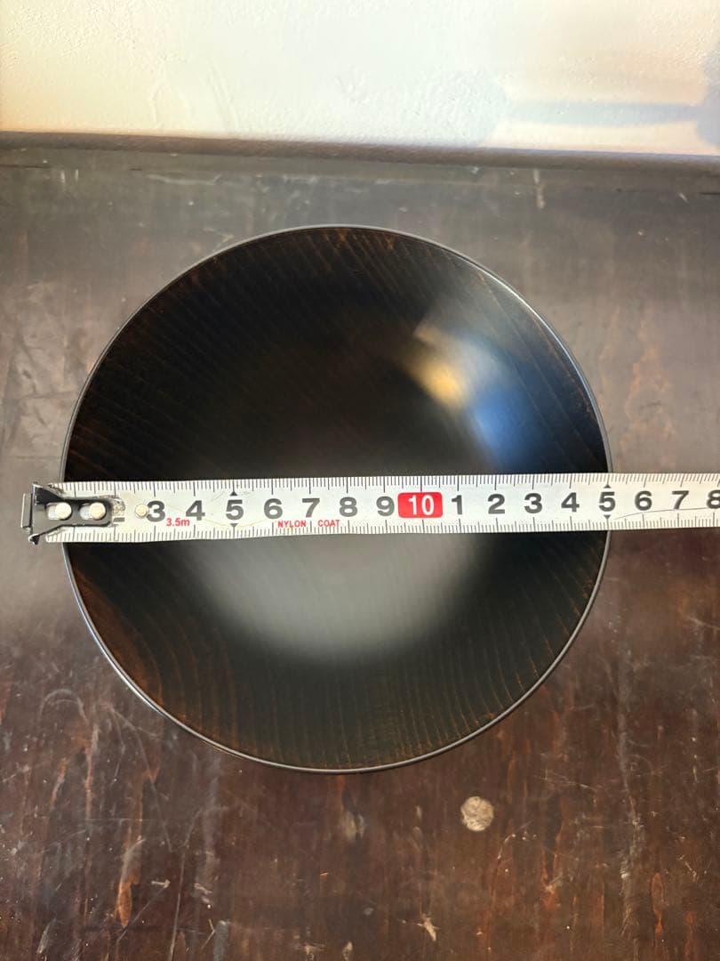 会津若松の漆芸家、冨樫孝男さんの黒拭漆広口椀