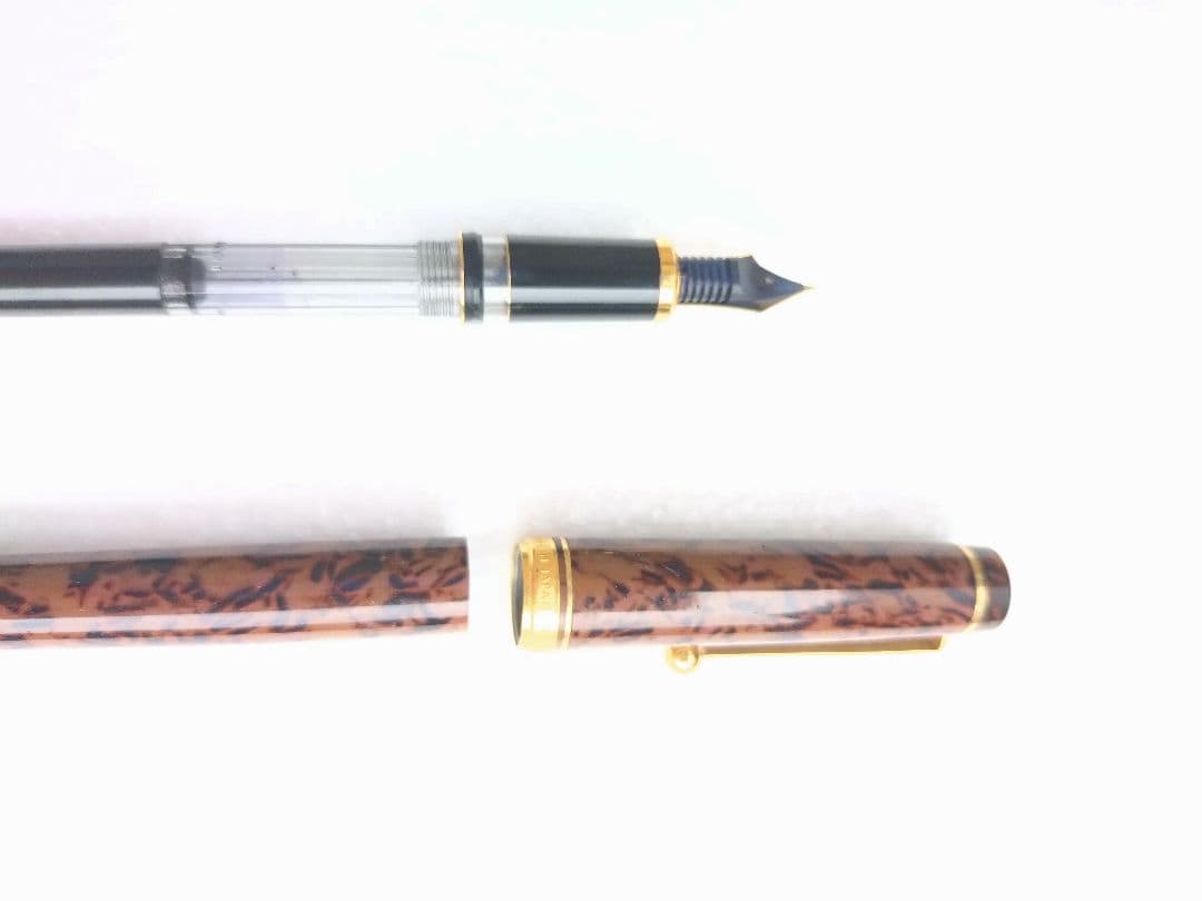 万年筆 パイロット　カスタム　メイドインジャパン　14金ペン先