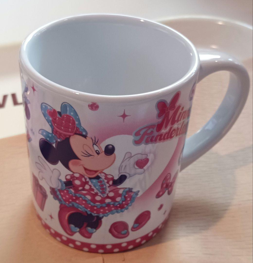 ミニー　ファンダーランドパルパルーザ　スーベニアマグカップスーベニアプレート4点