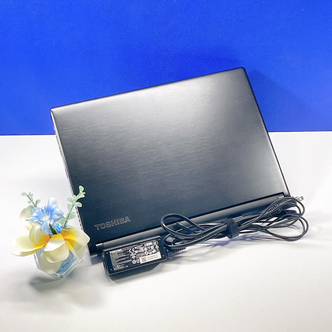 美品✨快速SSD✨カメラ付ノートパソコン✨Windows11薄型軽量13インチ