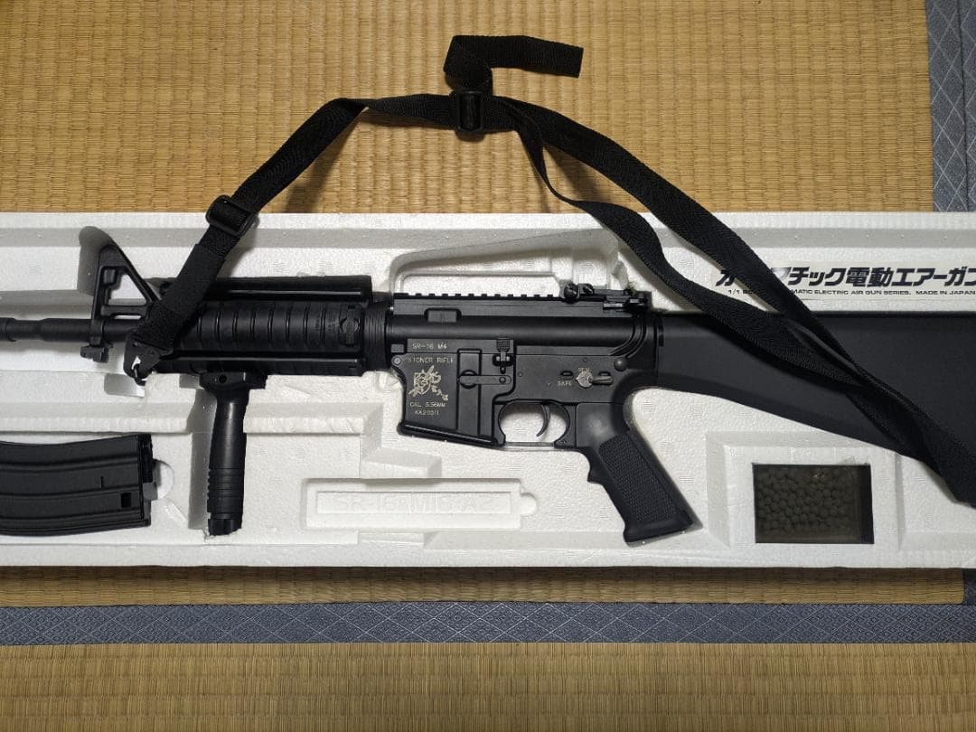 東京マルイ SR-16 ナイツ M4カービン スタンダード電動ガン18歳以上対象