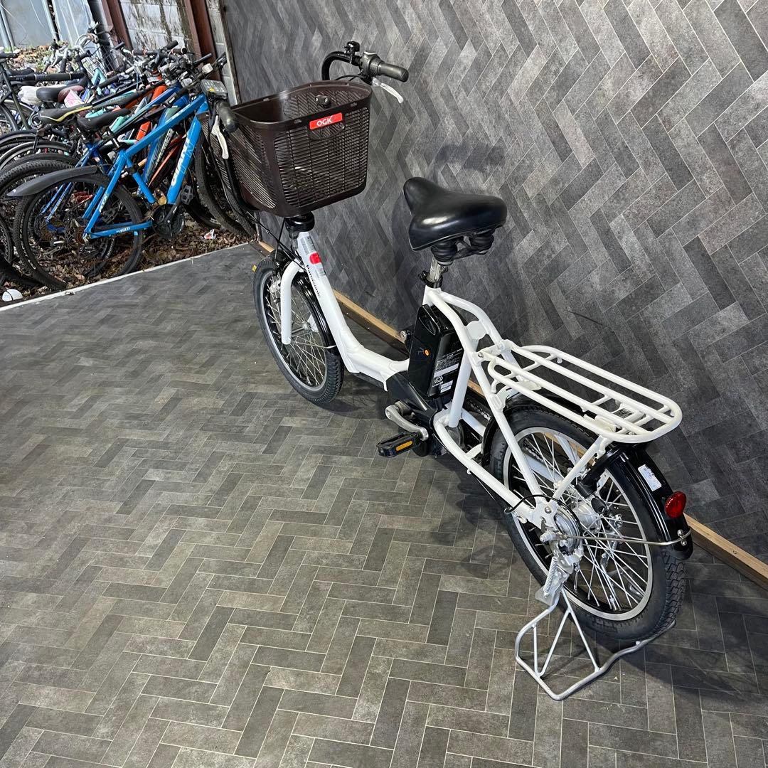 電動アシスト自転車 チャイルドシート付き ホワイト