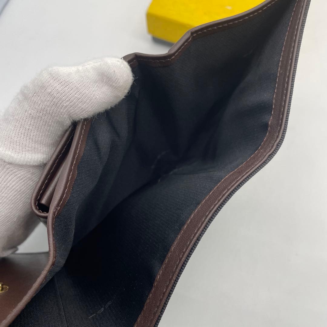 ☆新品未使用☆FENDI☆フェンディ☆二つ折り財布☆ブラック