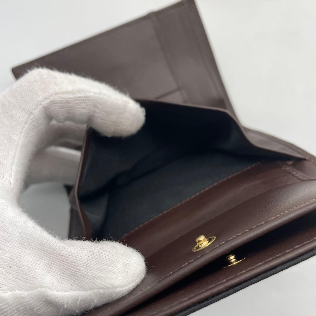 ☆新品未使用☆FENDI☆フェンディ☆二つ折り財布☆ブラック