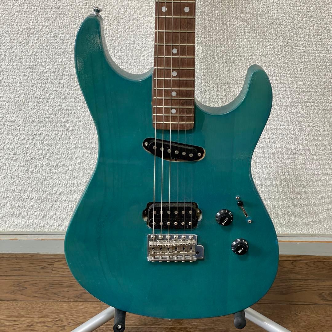 【値下げ可能】エレキ　ギター　ベース　メーカー不明