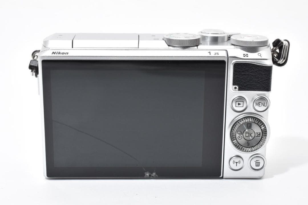 【大人気】 Nikon ニコン 1 J5 シルバー ボディ ミラーレス一眼カメラ