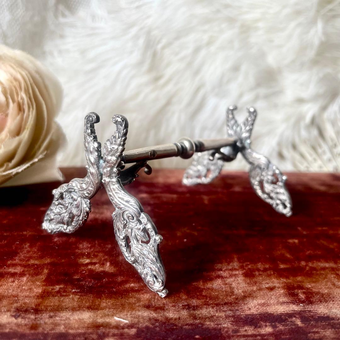 アンティーク　純銀製オイスターフォーク2本&ナイフレストピュイフォルカ3点セット