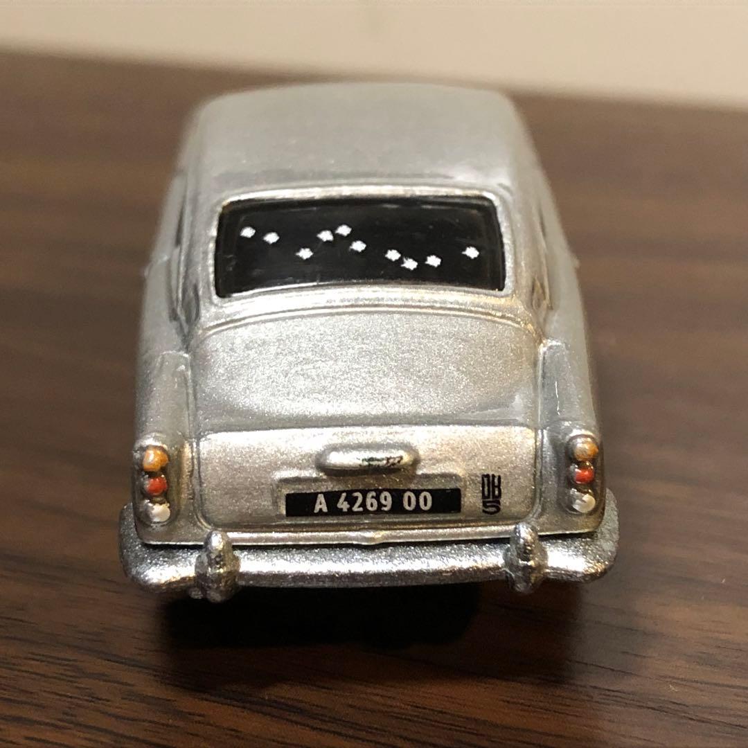 ホットウィール プレミアム　007 アストンマーティン DB5 銃痕Ver.