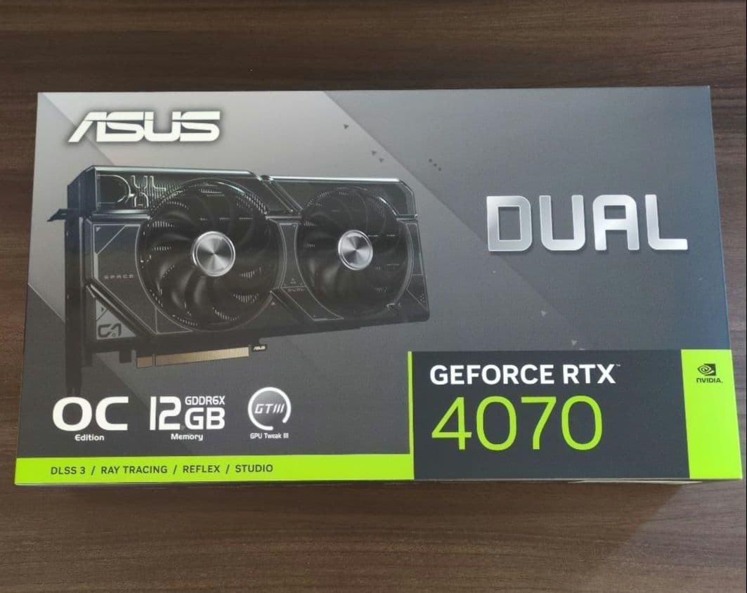 グラフィックボード・グラボ・ビデオカード asus geforce rtx4070 12GB dual OC
