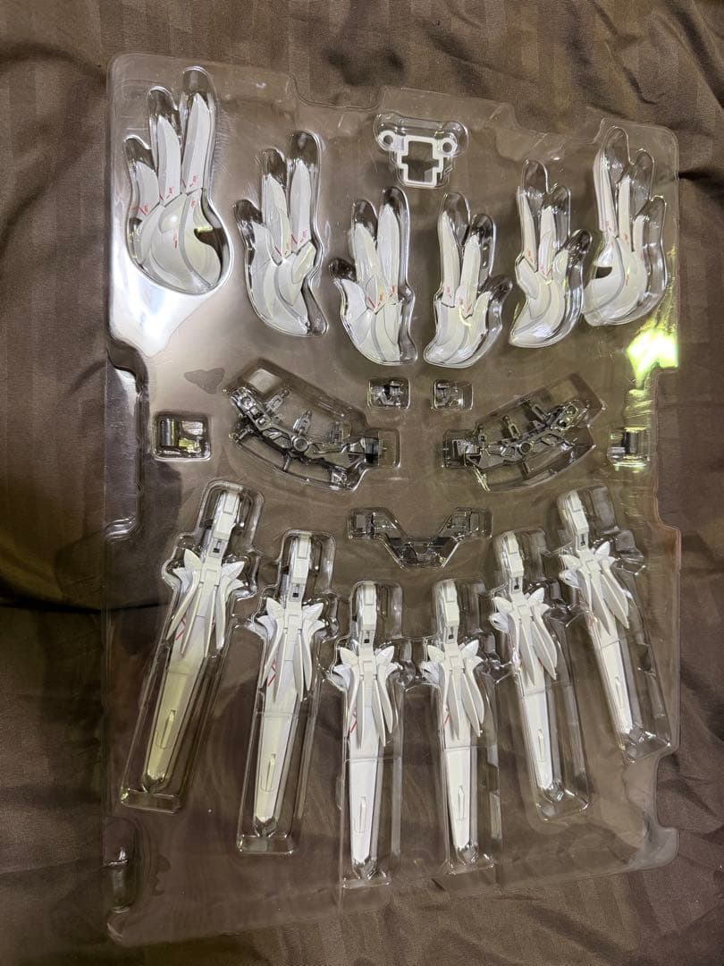 メタルコンポジット ウイングガンダム スノーホワイトプレリュード