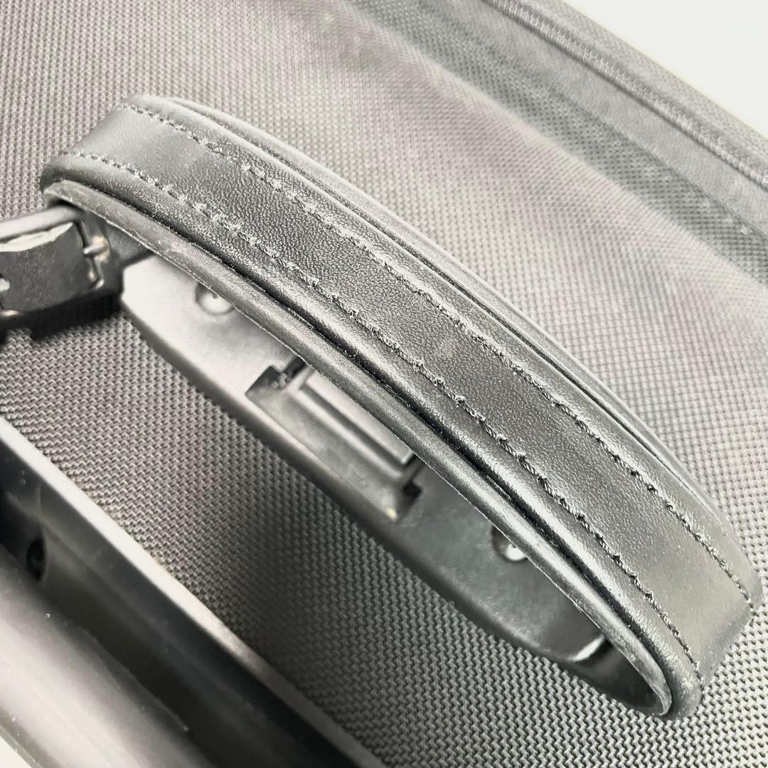 【美品】TUMI キャリーケース 2243D3 2輪　機内持ち込み 黒　トゥミ