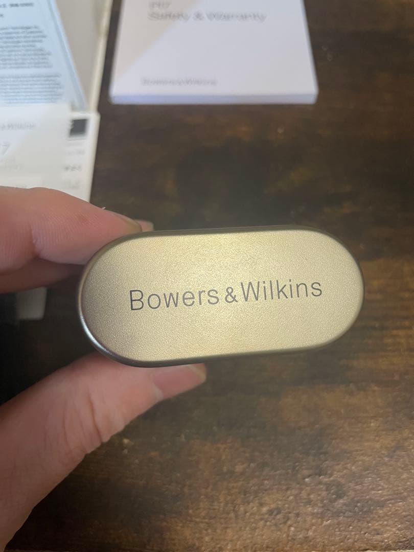 Bowers & Wilkins B&W PI7 ワイヤレスイヤホン　チャコール