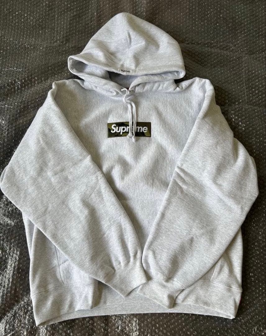 Supreme ボックスロゴパーカー
