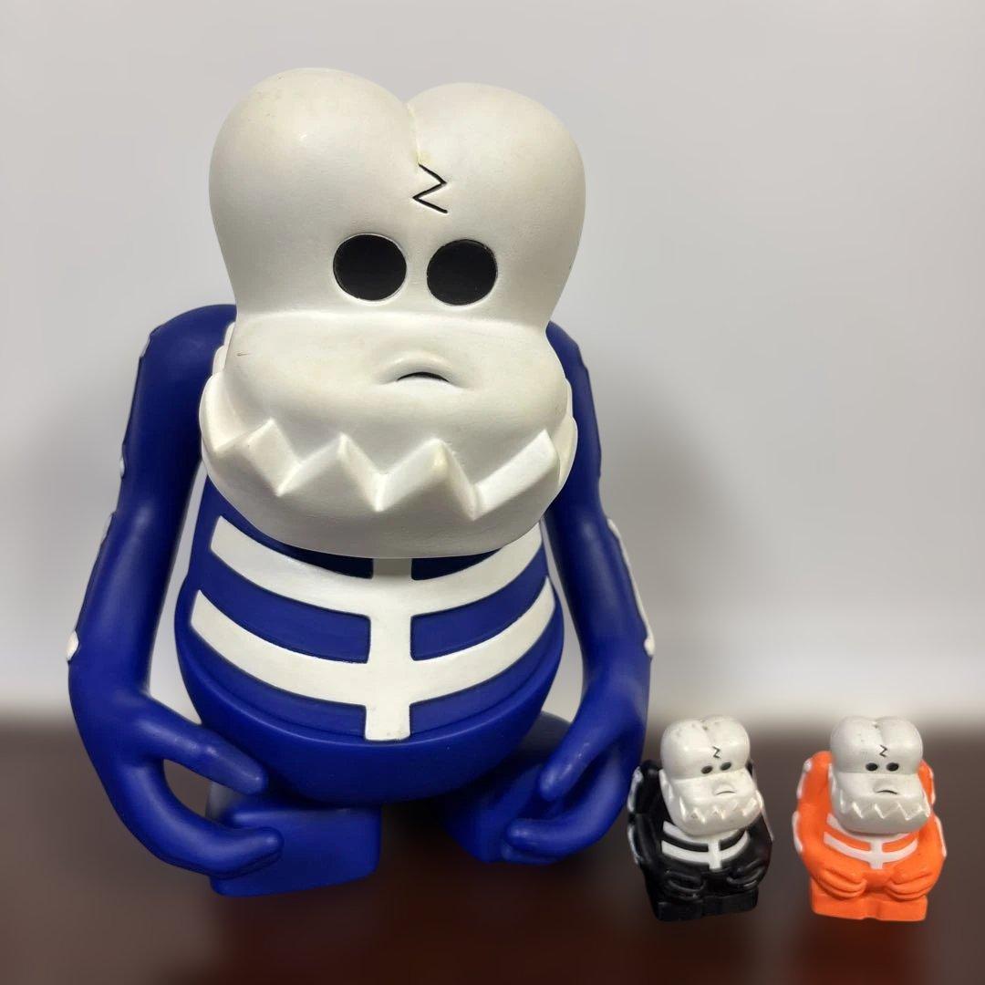 バウンティハンター　スカルくん　フィギュア　青