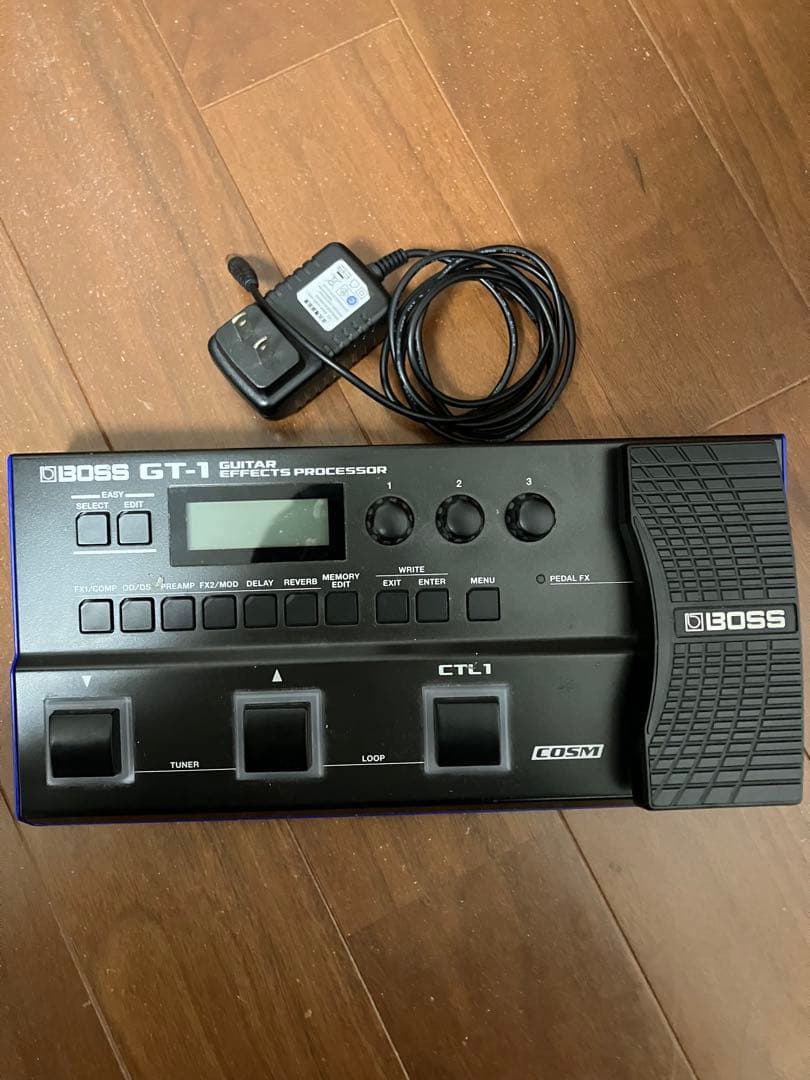 BOSS GT-1 電源タップ付き