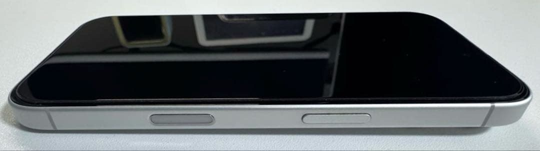 【美品】Apple iPhone16 128GB SIMフリー