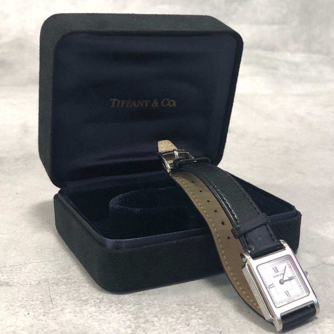 UB555ティファニー クラシックスクエアウォッチ ローマインデックス