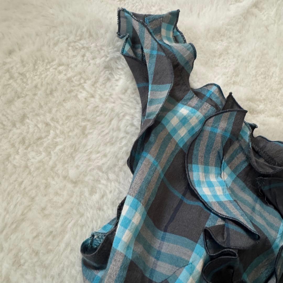 バーバリーブルーレーベル　タンクトップ　ノースリーブ　フリル　ブルー系　38