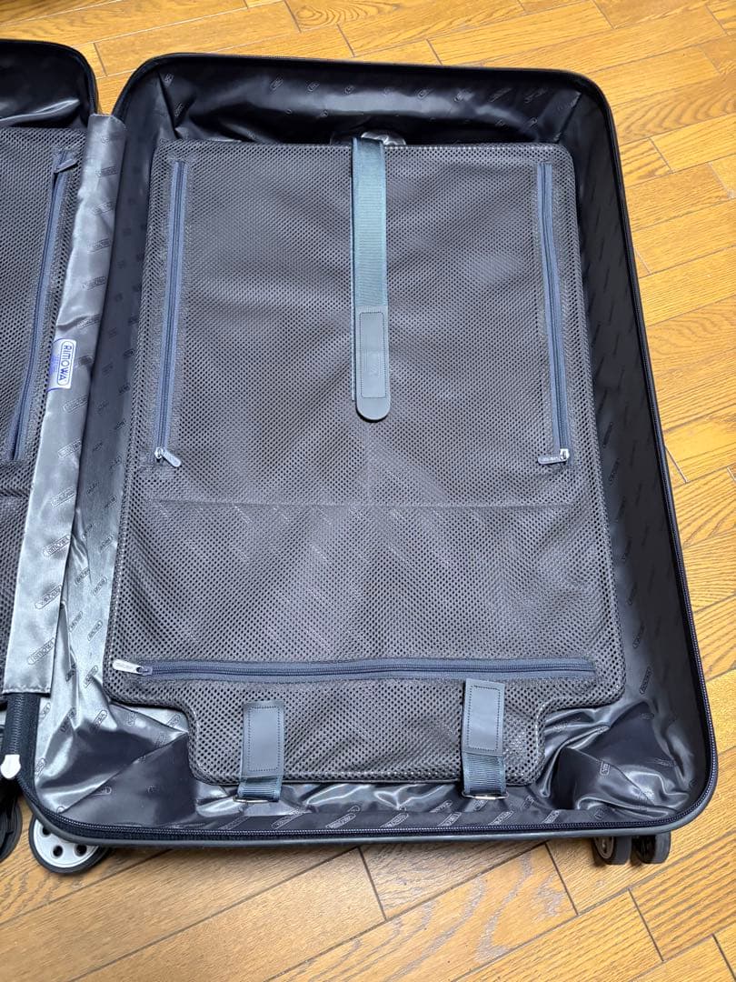 RIMOWA リモワ スーツケース SALSA ブラック83073504