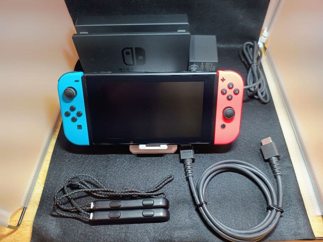 Nintendo Switch 本体 新型拡張バッテリー 動作確認済ブルーレッド