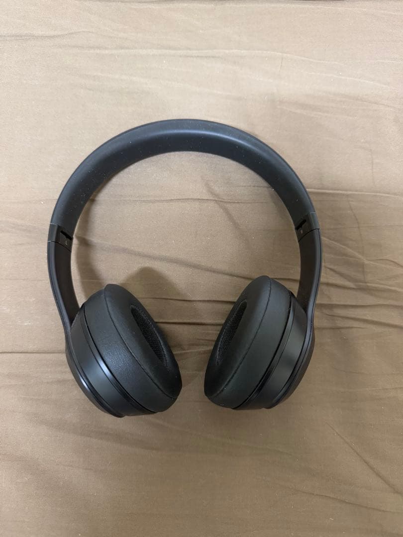 【最終値下げ】BEATS Solo3 WIRELESS ヘッドホン　黒