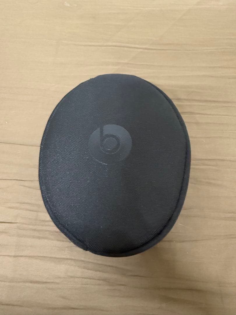 【最終値下げ】BEATS Solo3 WIRELESS ヘッドホン　黒