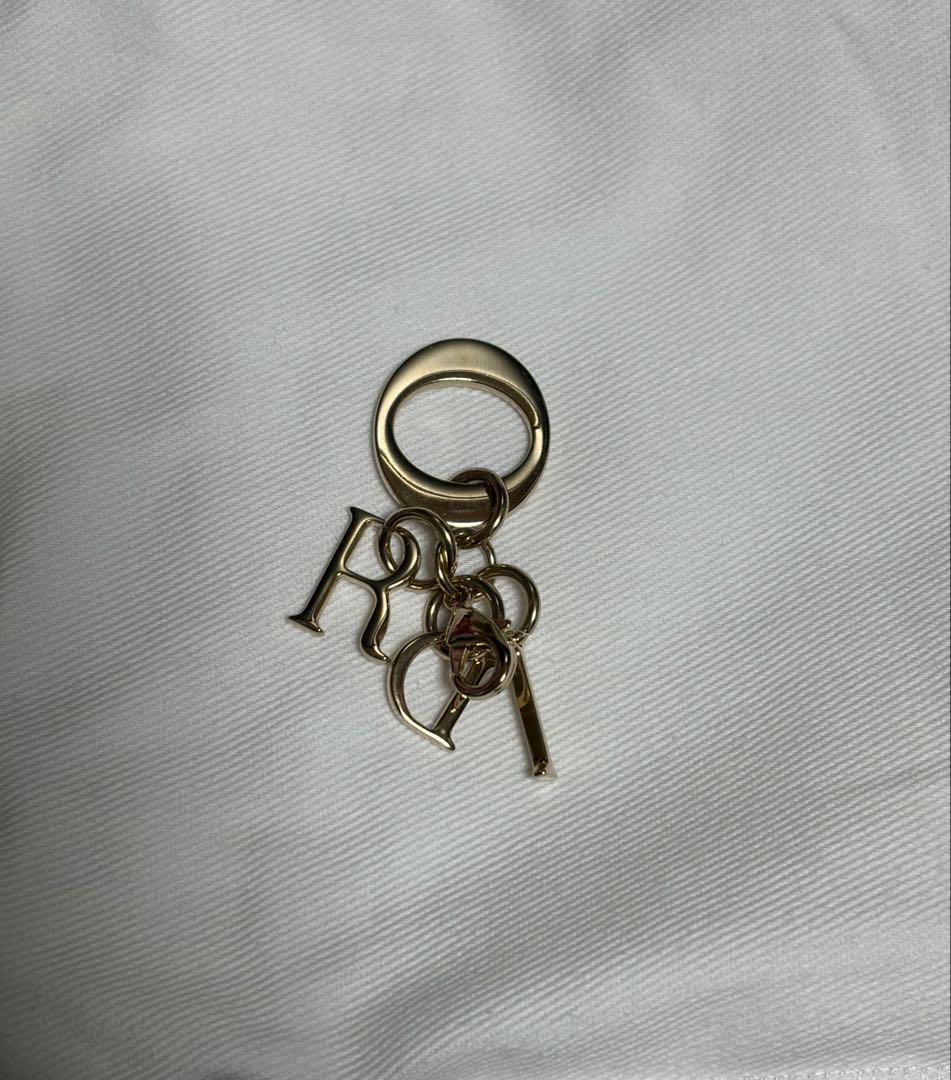 大幅値下げしました　「新品」LADY DIOR DAHLIA ウォレット