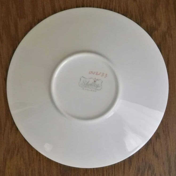 逸品　 シェリー　カッブ＆ソーサー　アールデコ　銀彩幾何学模様アンティーク