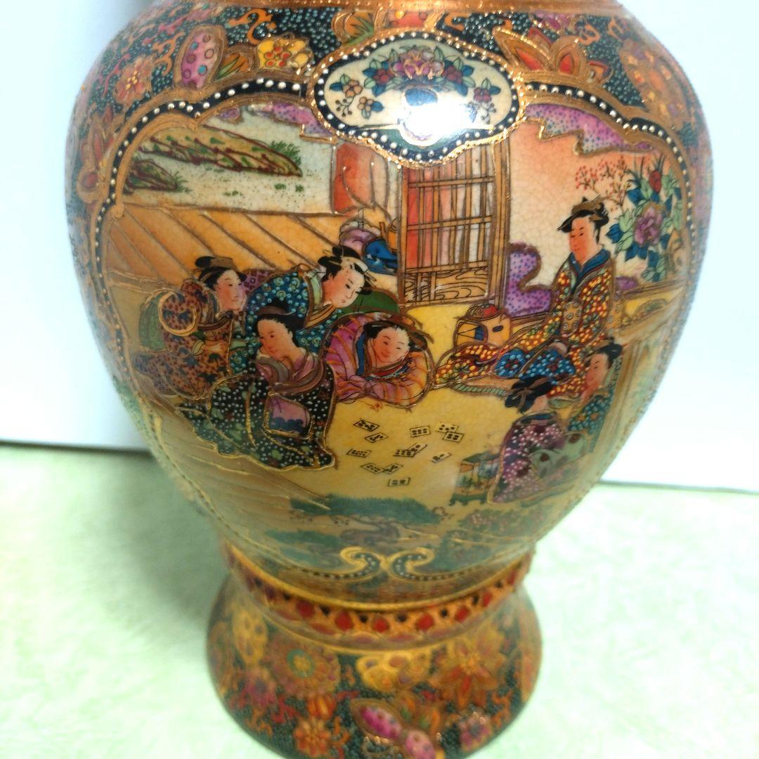 薩摩焼　武士　武将　花蝶　色彩　花瓶　壺　骨董品　豪華絢爛　高さ36cm