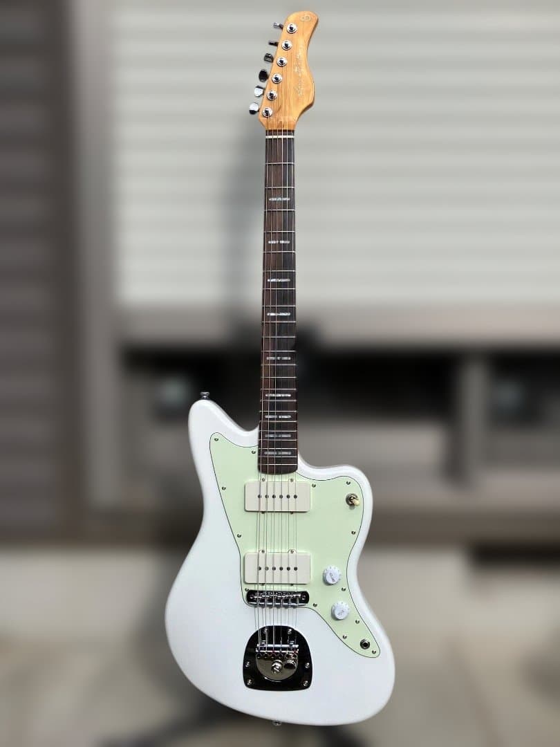 【やっさん】Sire / Larry Carlton J5 WH