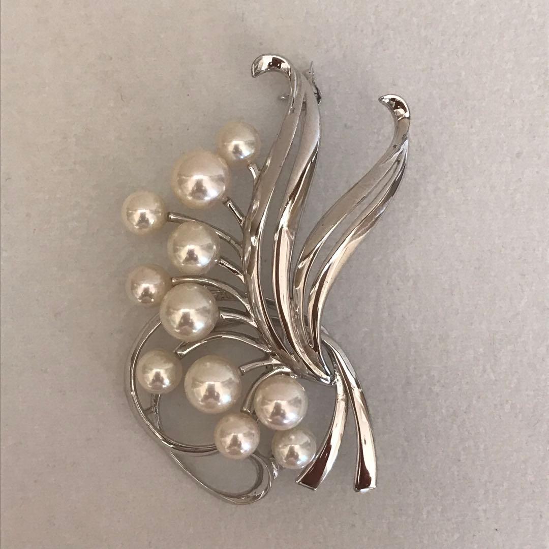 【特価！】MIKIMOTO 華やか　ゴージャス　AKOYA ブローチ