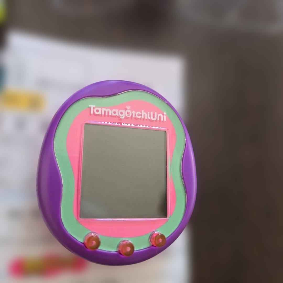 Tamagotchi Uni パープルモデル