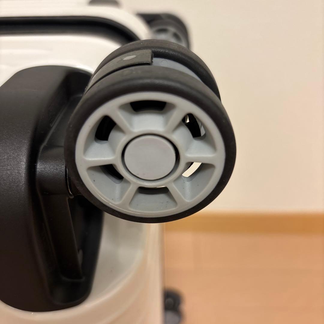 RIMOWA リモワ スーツケース 84L サルサエア キャララホワイト