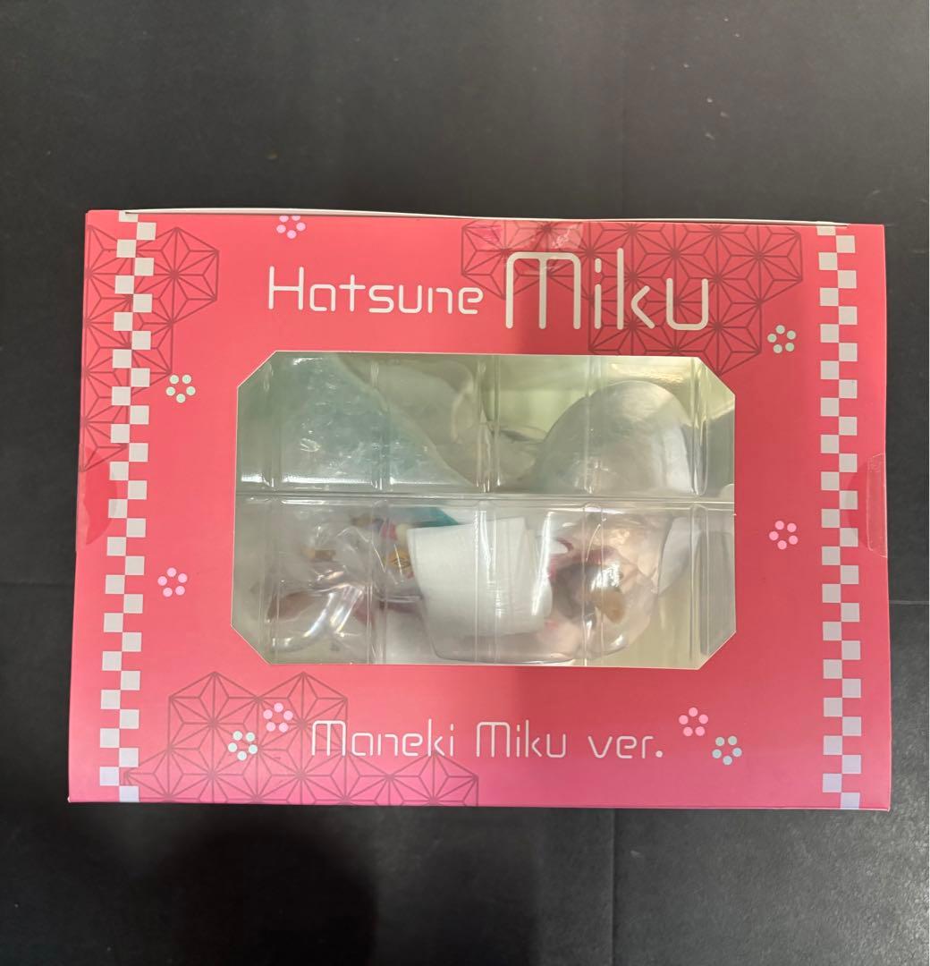 初音ミク 招きミクver. ＫＡＤＯＫＡＷＡ　1/7スケールフィギュア