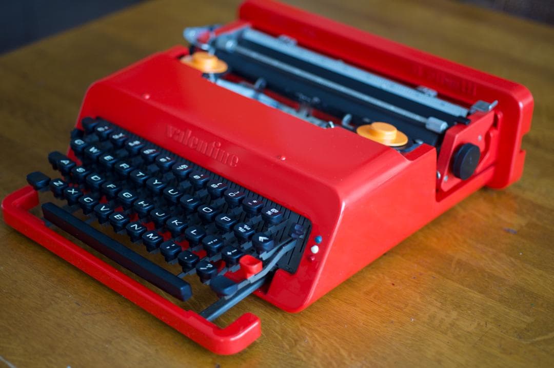 【美品ヴィンテージ】オリベッティ タイプライター (インクリボン付)