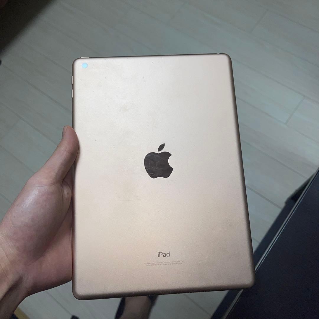 Apple iPad ゴールド 本体