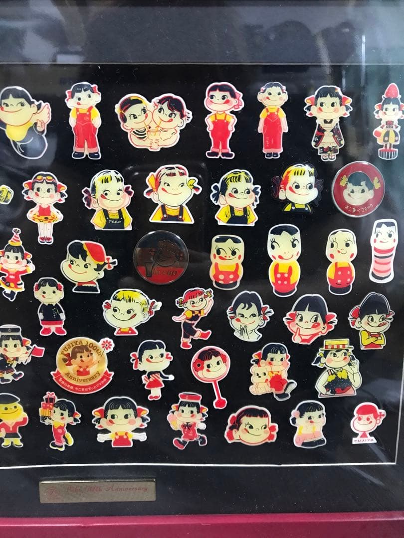 FUJIYA ペコちゃん　ぺこちゃん　60周年記念　60th ピンズコレクション