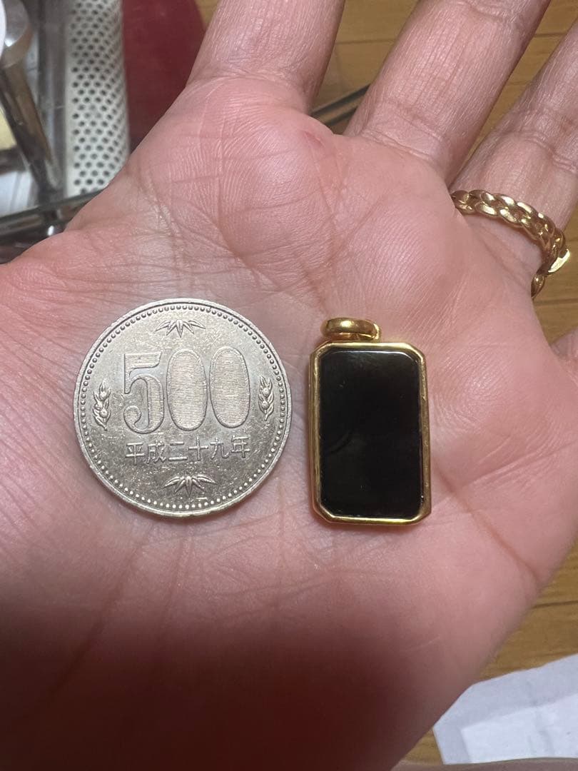 SALE SALE ‼️！18Kゴールド（750）刻印入り。ペンダント1.52g