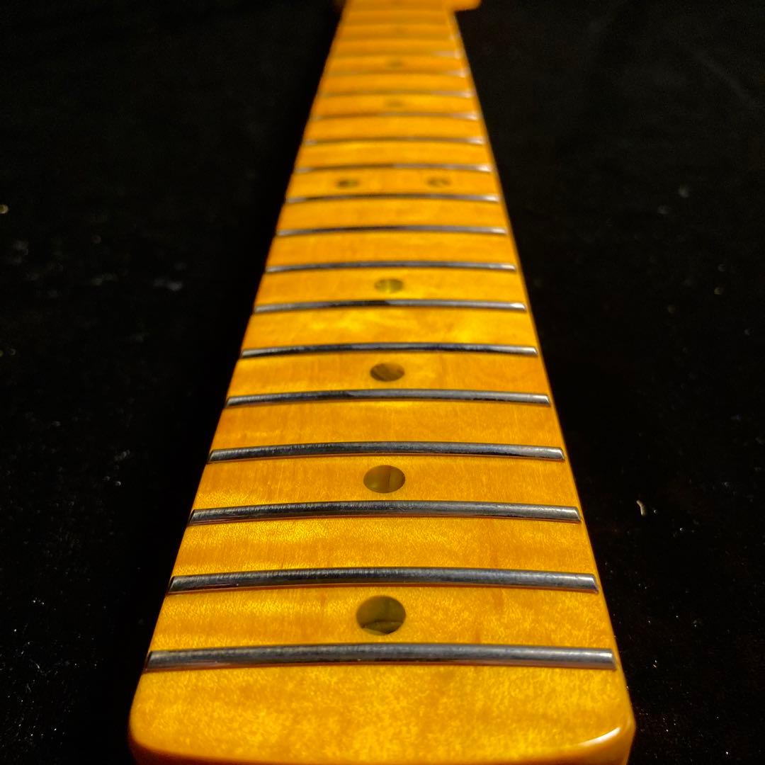 カナダ産フレイムメイプル　エレキギターネック　ストラトキャスター　ヴィンテージ