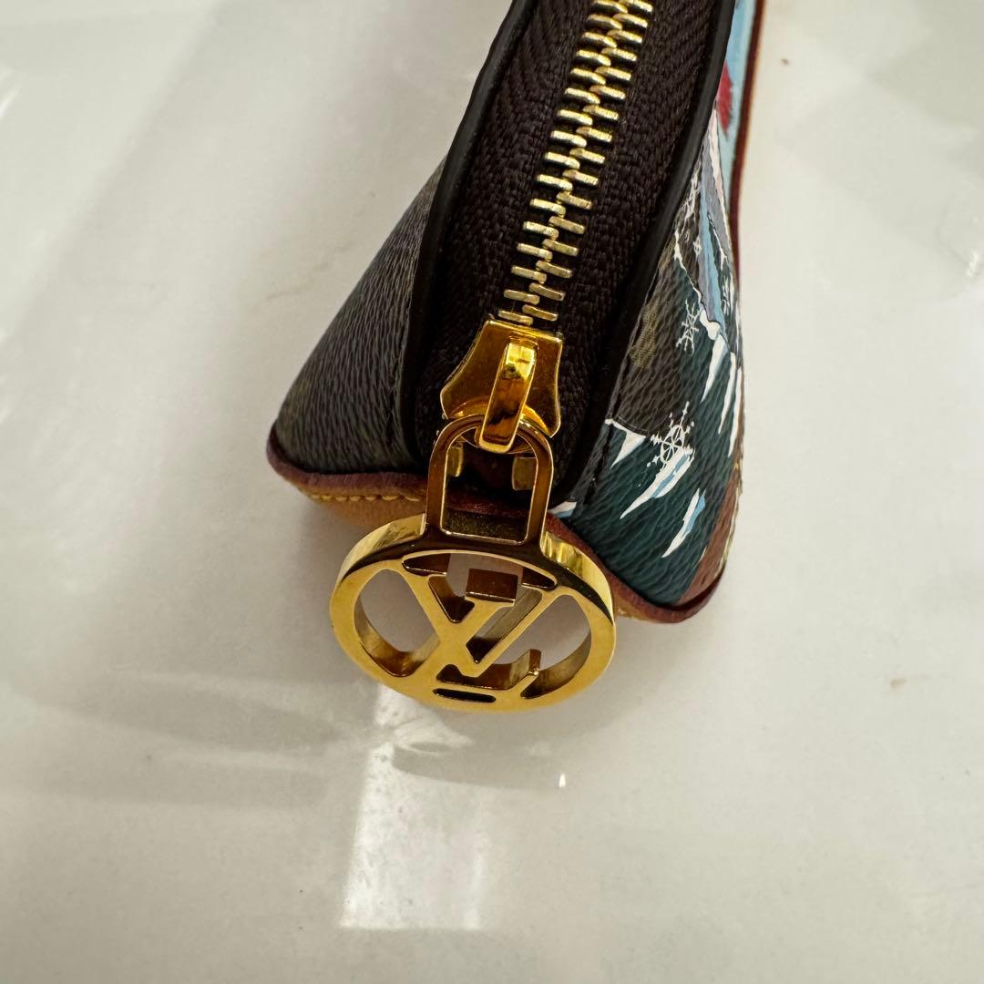 louisvuitton ペンケース 限定品