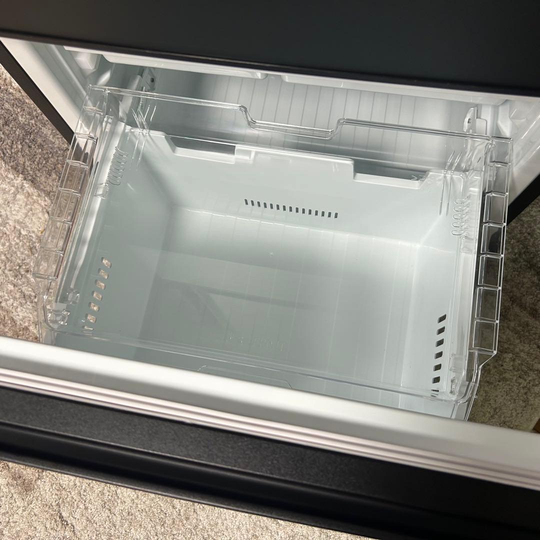 都内23区送料無料❗️ TOSHIBA GR-U33SC (KZ) 3ドア冷蔵庫✨