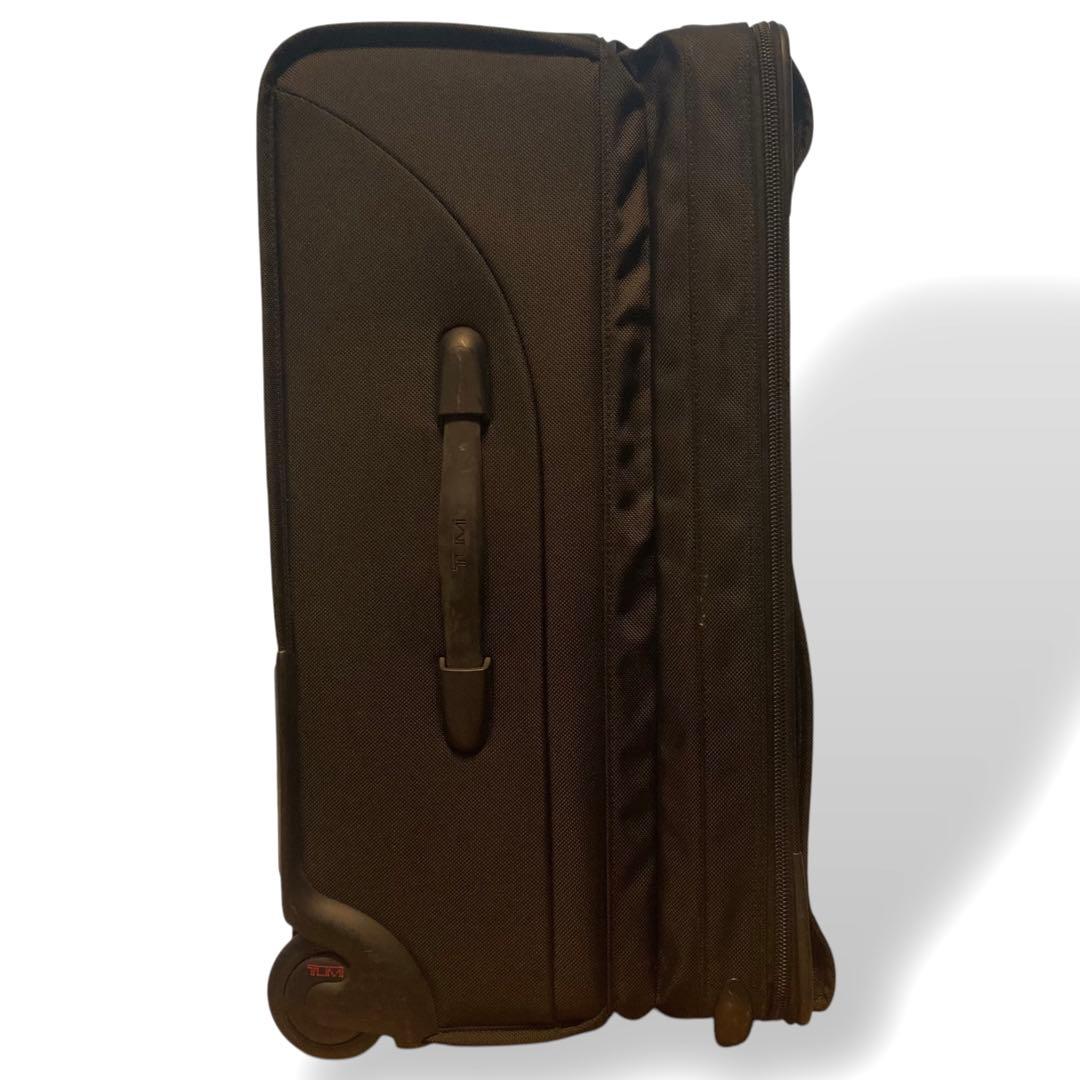 トゥミ　キャリーケース　アルファ　大容量　ナイロン　ブラック　22004DH