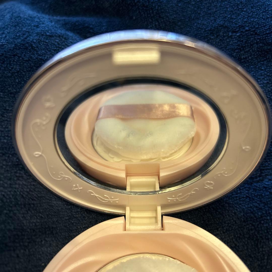 シャイニングムーンパウダー　2022 30th セーラームーン　ミラクルロマンス