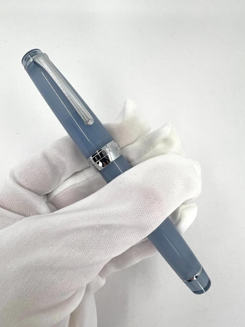 八文字屋 銀山スノーグレー 万年筆 M 中字