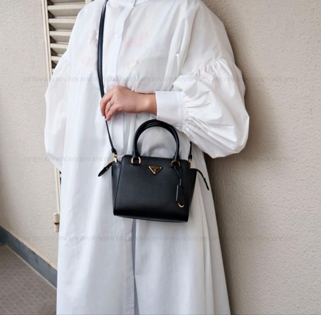 PRADA★1BA380 サフィアーノショルダーバッグ　ブラック