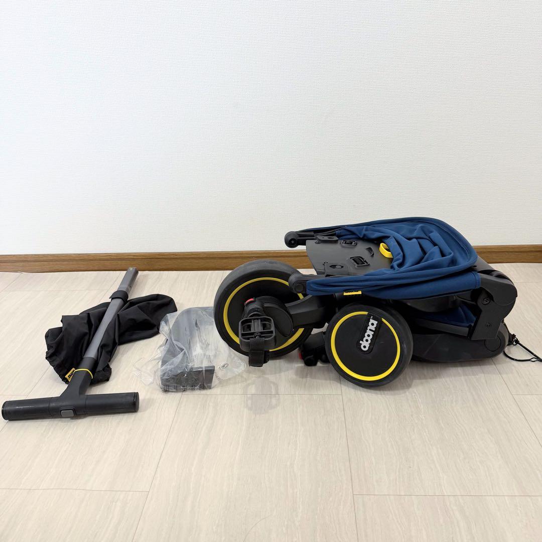 doonaドゥーナ リキトライク　世界最小 折りたたみ三輪車　ロイヤルブルー