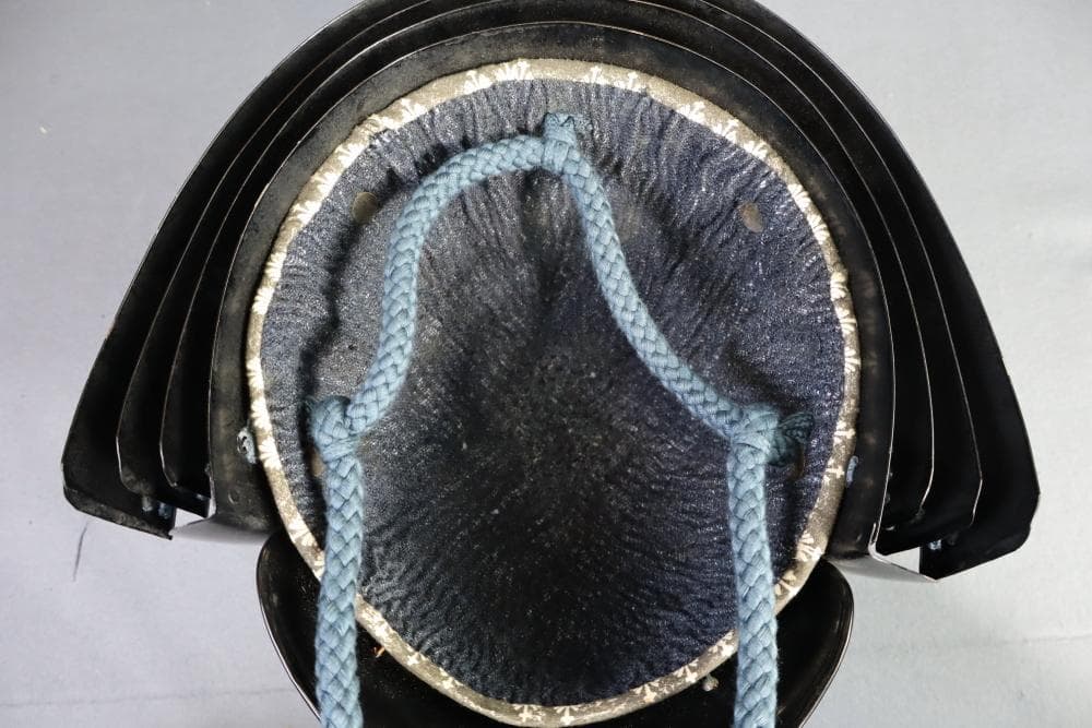 キ*ー様 大人が着用可能な甲冑一式／青糸威・黒塗胴・月形前立兜／送料込み