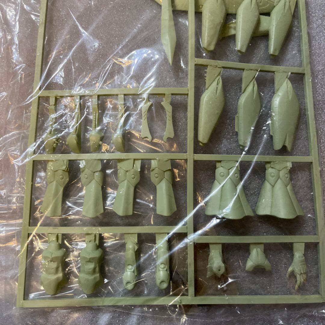 VOLKS ボークス 1/100スケール　SEYLEN サイレン 現状