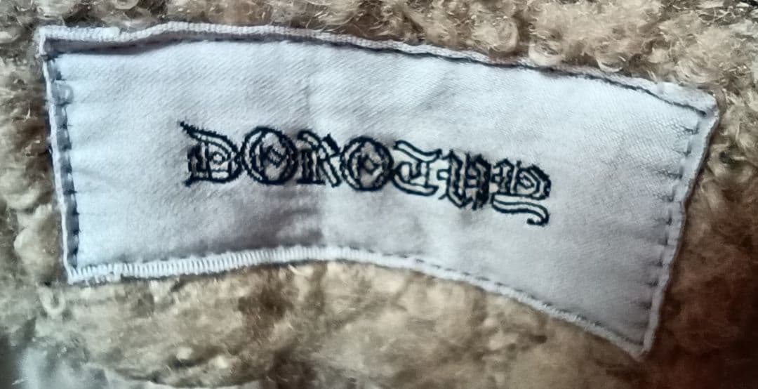 日本製株式会社ドロシー人形、花、バッグ刺繍レース使いコート